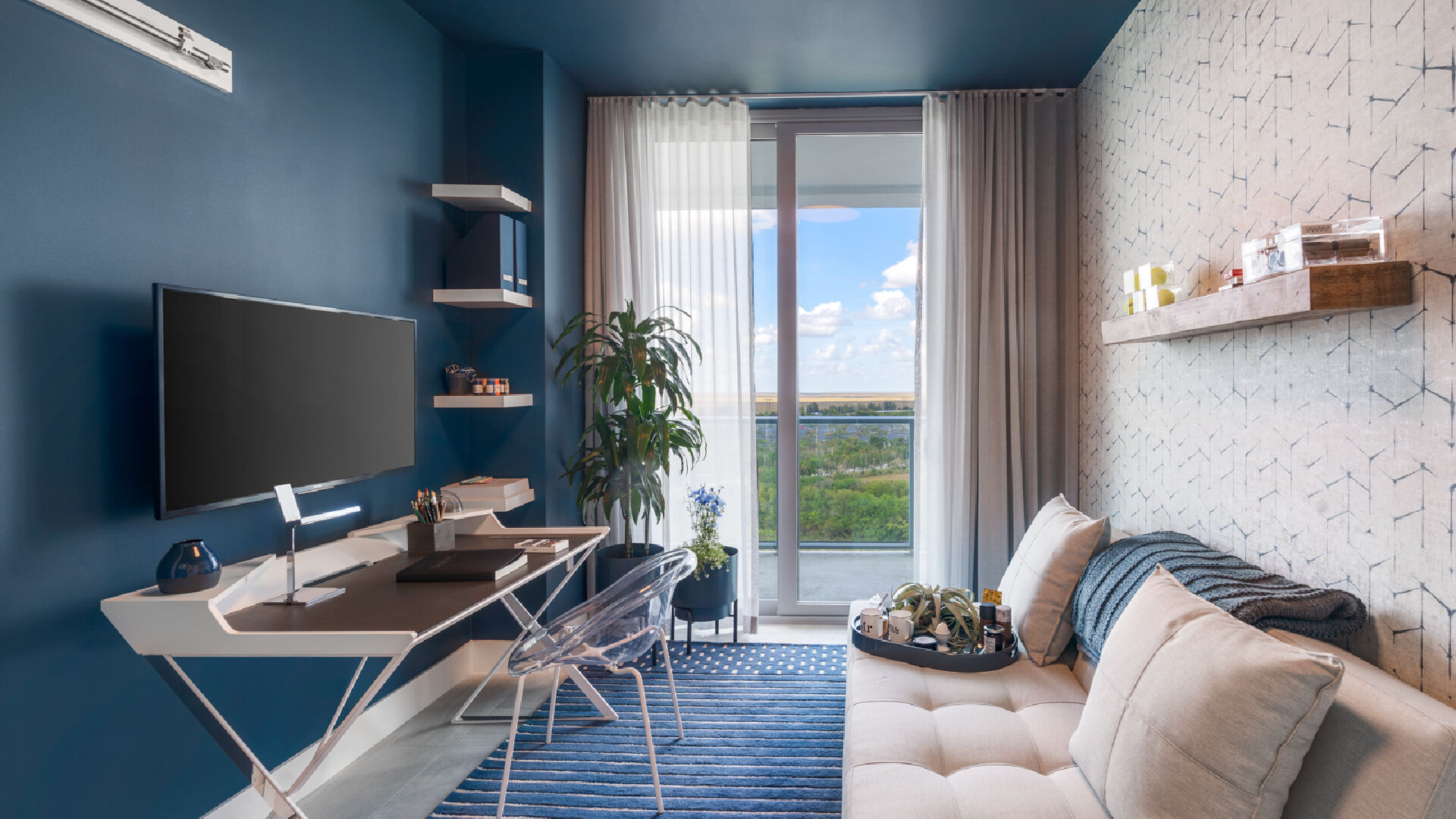 One Metropica 7